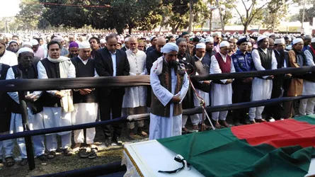 কিশোরগঞ্জে সৈয়দ আশরাফের জানাজায় মানুষের ঢল
