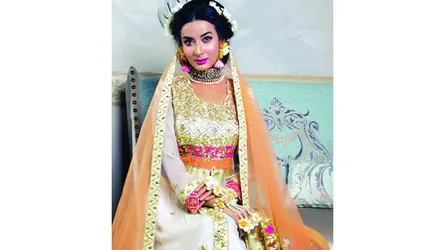 হলুদ বরণ