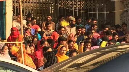 গার্মেন্টস শ্রমিকরা আবারো রাস্তায় নেমেছে