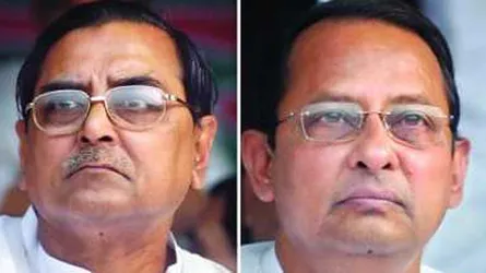 পদ চেয়ে আছি...