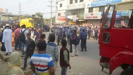 উত্তেজনা কমছে না গার্মেন্ট সেক্টরে