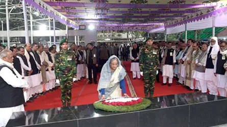 স্বদেশ প্রত্যাবর্তন দিবসে বঙ্গবন্ধুর প্রতি প্রধানমন্ত্রীর শ্রদ্ধা