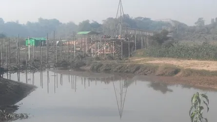 সীমান্তে কাটা তারের বেড়া শক্ত করছে মিয়ানমার