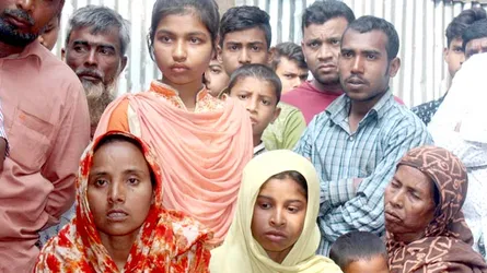 সহকর্মীকে হত্যা করে নৌকাসহ ডুবিয়ে দিল ৩ জেলে