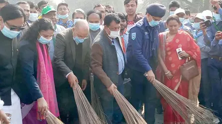 ক্লিন সিটি, ক্লিন বাংলাদেশ কর্মসূচির উদ্বোধন করলেন দুর্যোগ প্রতিমন্ত্রী