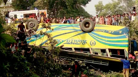 টাঙ্গাইলে সড়ক দুর্ঘটনায় নিহত ২