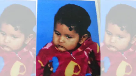 আলো কি ফিরবে ৭ মাসের অন্ধ শিশু আরাফাতের চোখে?