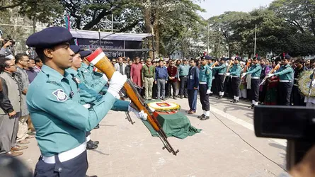 বুলবুলকে গার্ড অব অনার, সর্বসাধারণের শ্রদ্ধা