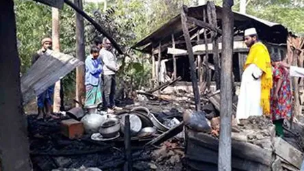 বাগেরহাটে অগ্নিকান্ডে ৫ ব্যবসা প্রতিষ্ঠান ভস্মিভূত