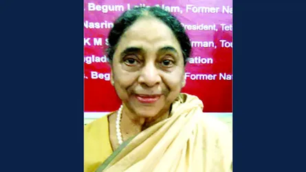 ৮৭ বছর বয়সেও দাবার পাশে
