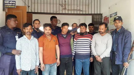 গোসাইরহাটে ৫ ভুয়া পুলিশ গ্রেফতার