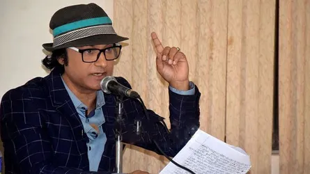 ঋণ পরিশোধ না করায় বাতিল হলেন শাফিন