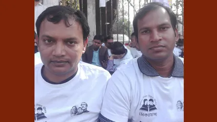 বিশ্ববিদ্যালয়ে প্রথম শ্রেণীতে প্রথম হয়েও বিনা বেতনে শিক্ষকতা!