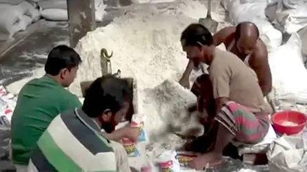 খাবার লবণের আদলে 'ইন্ডাস্ট্রিয়াল সল্ট’ যাচ্ছে মানুষের পেটে