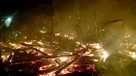 বান্দরবানে অগ্নিকাণ্ডে ৩০ দোকান ভস্মীভূত