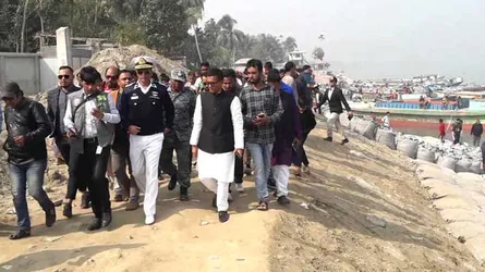 কয়েক দিনের মধ্যেই পদ্মার ডানতীর রক্ষা বাঁধ প্রকল্পের ড্রেজিংয়ের কাজ শুরু : মন্ত্রী