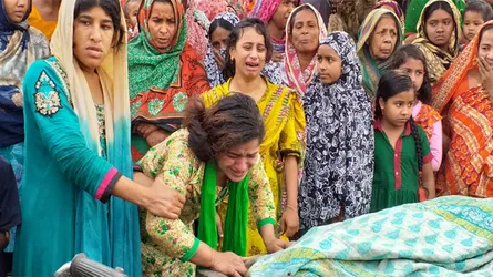 নবাবগঞ্জে প্রতিপক্ষের হামলায় কৃষক নিহত