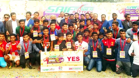 ৩০ তরুণ পেলেন ইয়েস কার্ড