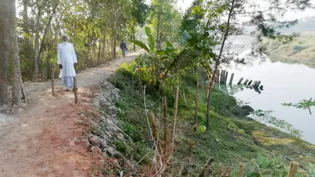 ভাষা শহীদ সালাম নগর সড়কের বেহাল দশা