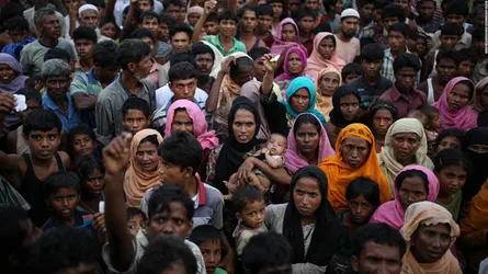রোহিঙ্গাদের শরণার্থী হিসেবে মানতে রাজি নয় সরকার