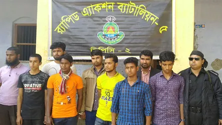 পরীক্ষায় নকল সরবরাহ করতে গিয়ে র‌্যাবের হাতে আটক ৯
