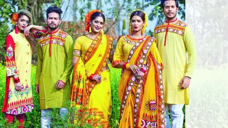 বসনে বসন্ত : রঙের ঝলক