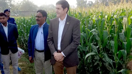 ঝিনাইদহে মার্কিন রাষ্ট্রদূত রবার্ট মিলার