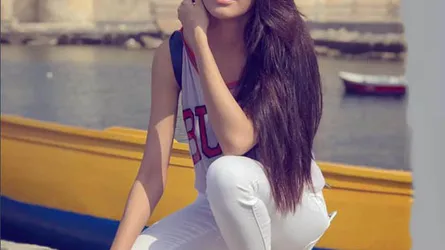হয়রানি অভিযোগ জানাতে পুলিশের কাছে জেসিয়া