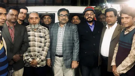 কারামুক্ত বিএনপি নেতাদের সাথে প্রিন্সের মতবিনিময়