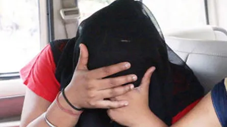 ছাত্রীর মায়ের সাথে পরকীয়া, তারপর?