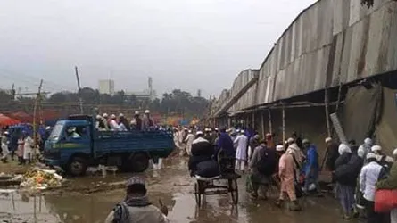 ইজতেমার মাঠে বৃষ্টির কবলে মাওলানা সা’দ পন্থীরা
