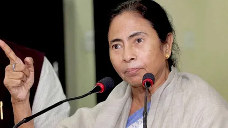 কাশ্মিরে হামলার কথা সরকার আগে থেকেই জানতো : মমতা