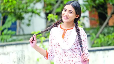 প্রশংসায় ভাসছেন মেহজাবিন চৌধুরী