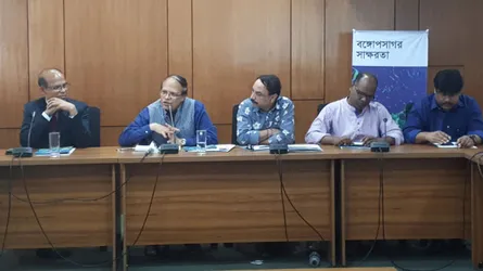 জলবায়ু চ্যালেঞ্জ মোকাবিলায় সমাজে জ্ঞান বাড়ানো দরকার