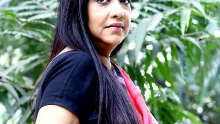 আরো একটি সম্মাননা পেলেন সুবর্ণা