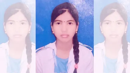 গোসলের সময় একা পেয়ে ধর্ষণ চেষ্টা, স্কুলছাত্রীর আত্মহত্যা
