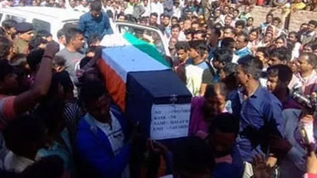 নিহত ভারতীয় জওয়ানের শেষকৃত্যে ব্যাপক উদাসীনতা সরকারি দলের