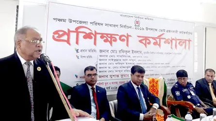 নির্বাচনে সন্ত্রাস ও সহিংসতার বিরুদ্ধে কঠোর ব্যবস্থা : ইসি রফিকুল ইসলাম