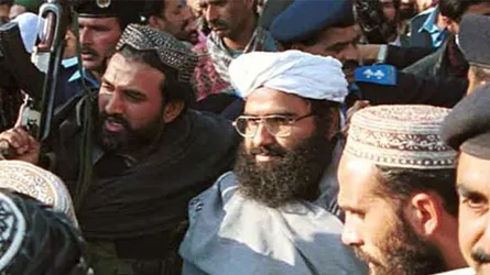 পাকিস্তানে উগ্রবাদ বিরোধী অভিযান শুরু, আটক ৪৪