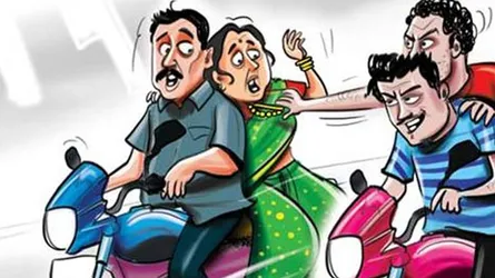 চলন্ত সিএনজি থেকে ব্যাগ ছিনতাই, গাড়ি চাপায় নারী নিহত