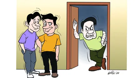 চাচার পাতে ডাল দেয়া
