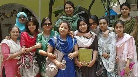 সিদ্ধান্ত নিতে বাংলাদেশের মেয়েরা কতটা স্বাধীন?