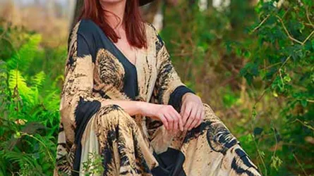 বাংলাদেশী ছেলে বিয়ে করতে চান এই সার্বিয়ান  অভিনেত্রী