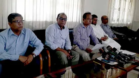 ডাকসু নির্বাচনের সুষ্ঠুতা নি‌য়ে সাদা দলের শঙ্কা