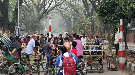 ঢাবি ক্যাম্পাস অবরোধ ছাত্রলীগের