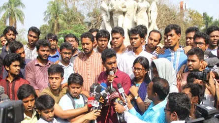 নির্বাচিত হওয়ার পর ক্যাম্পাসে এসে যা বললেন ভিপি নুর