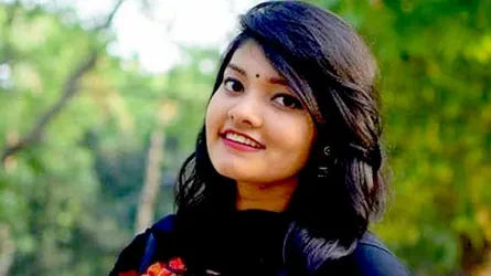 ঢাবির ফজিলাতুন্নেছা মুজিব হলের ভিপি বরিশালের মেয়ে রিকি