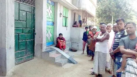 প্রেমিকাকে বিয়ে করে পালালেন প্রবাসী, এরপর...