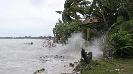 বিরূপ প্রকৃতি ও ঈশপের গল্প