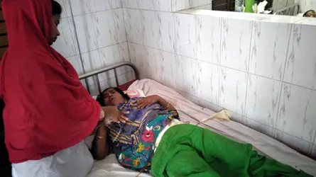 অপারেশনের ৬ মাস পর পেট থেকে বের করা হলো ব্যান্ডেজ!